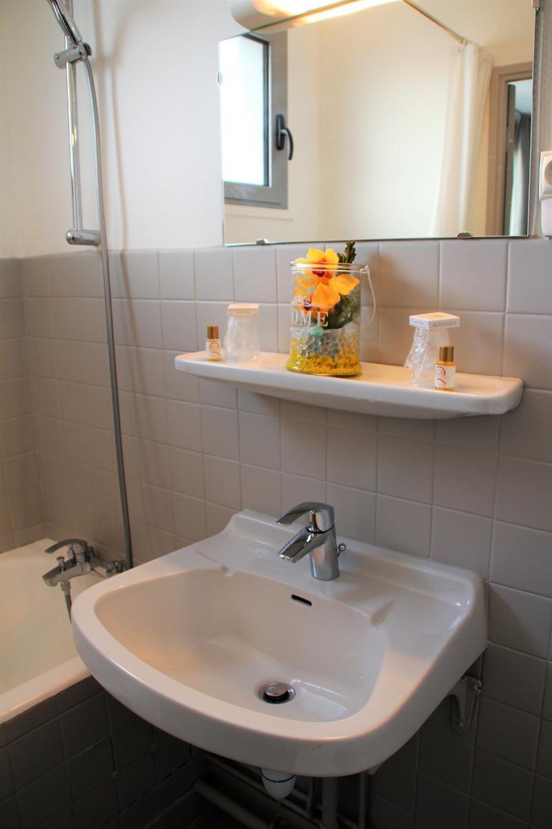 Le Petit Majestic Hotel Lourdes Bagian luar foto